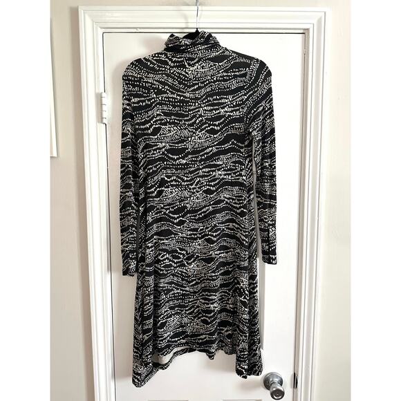 MAEVE Anthropologie Turtleneck Swing Dress Black Cream Long Sleeve Stretch Sz XS - Picture 4 of 5